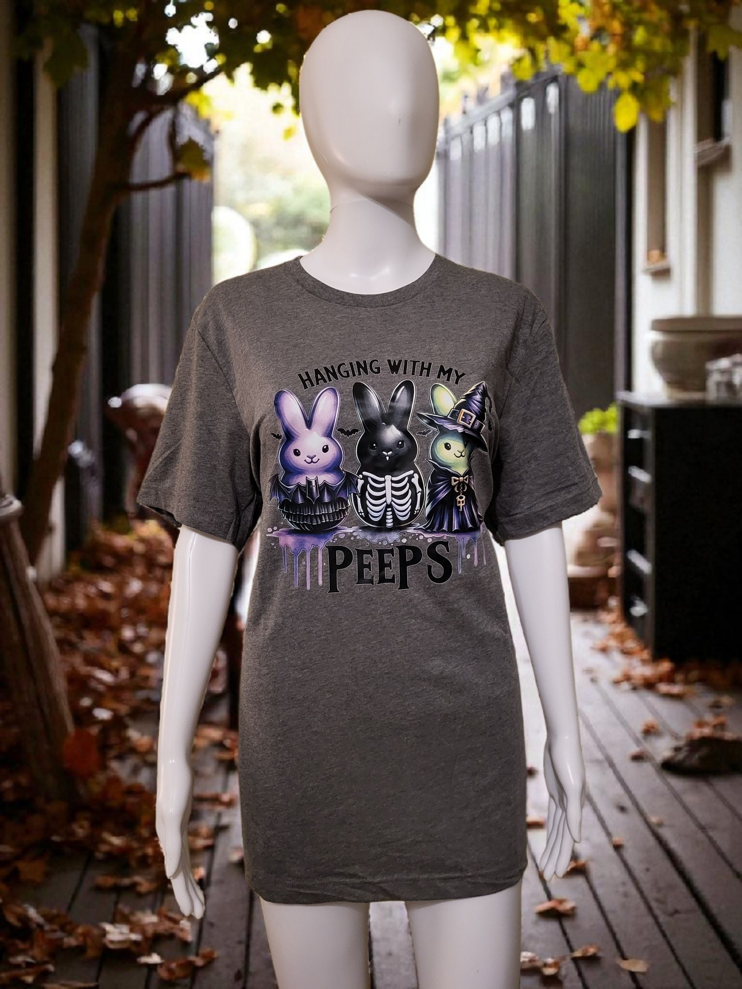 Hanging With My Peeps Spooky Tee - Size: L