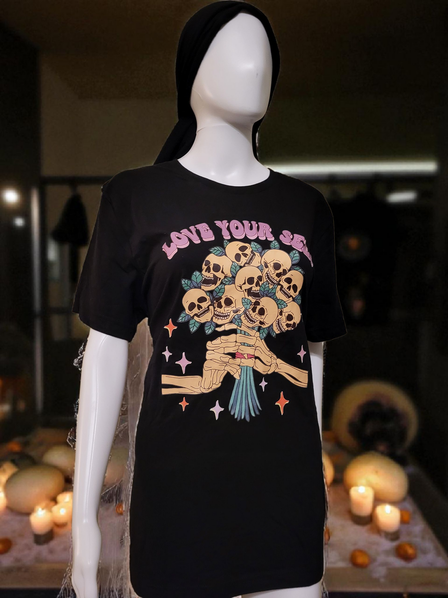Love Yourself Skull Tee - Size: L