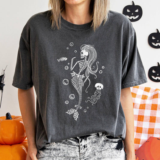 Mermaid Skeleton Jellyfish Tee - Pepper/Avail in L/XL